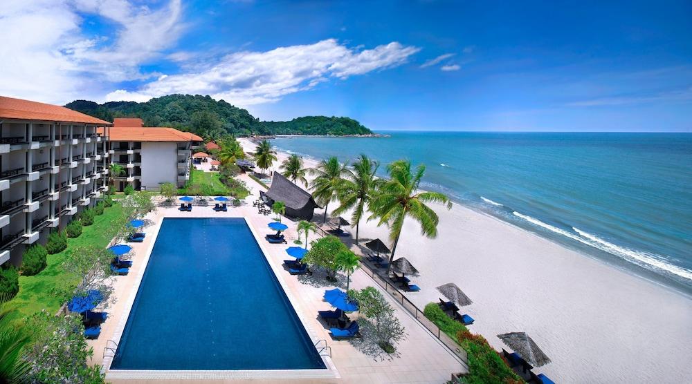 关丹凯悦酒店 外观 照片 The beach at the Shangri-La Tanjung Rhu Resort