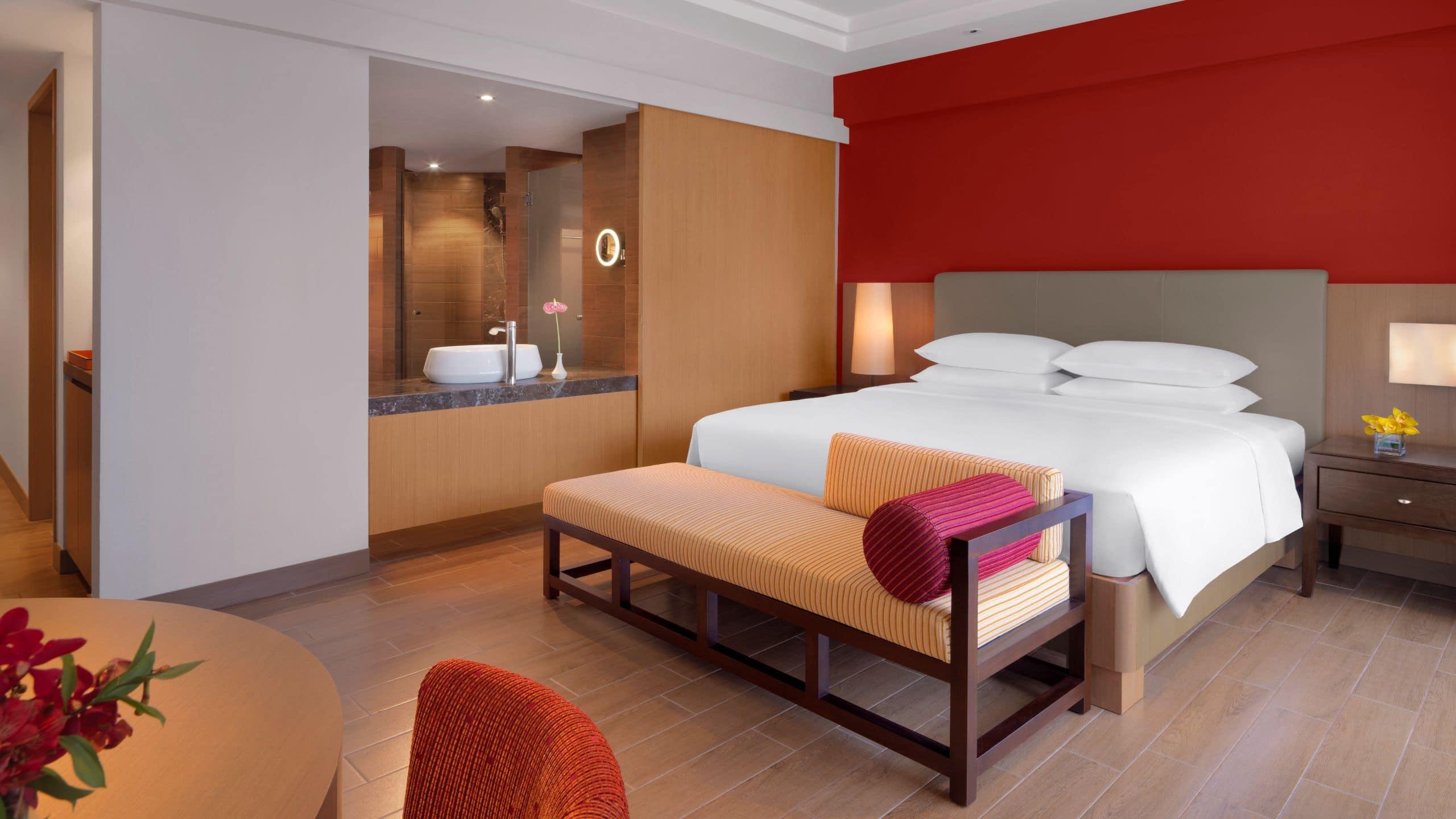 关丹凯悦酒店 外观 照片 A bedroom at the hotel