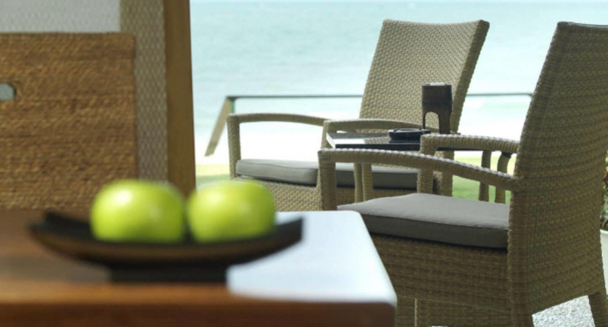 关丹凯悦酒店 外观 照片 Outdoor furniture